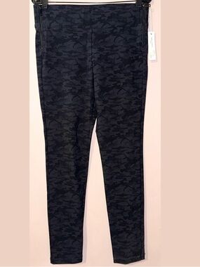 DREW Black Camo Melanie Zipper Pull On Pants Leggings Size L NWT!